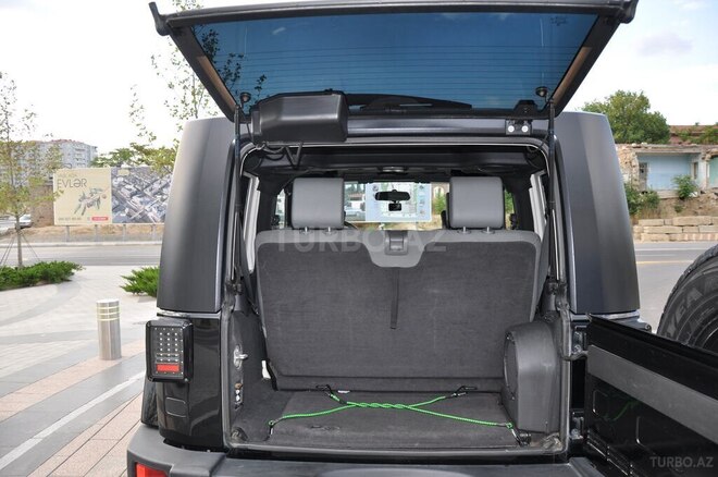 Jeep Wrangler 2010, 94,637 km - 3.8 l - Bakı