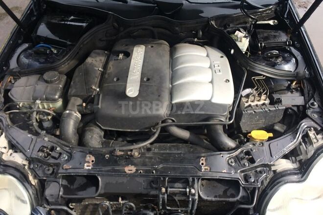 Mercedes C 220 2001, 432,732 km - 2.2 l - Bakı