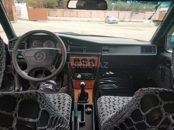 Mercedes 190 1992, 130,000 km - 2.0 l - Bakı