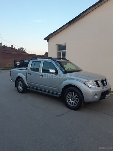 Nissan Navara 2011, 243,500 km - 3.0 l - Xudat