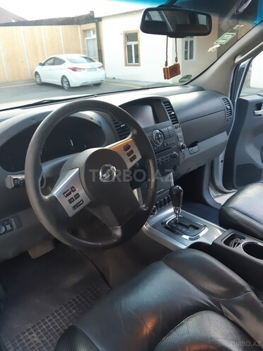 Nissan Navara 2011, 243,500 km - 3.0 l - Xudat