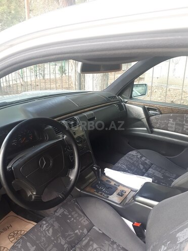 Mercedes E 230 1996, 540,000 km - 2.3 l - Bakı