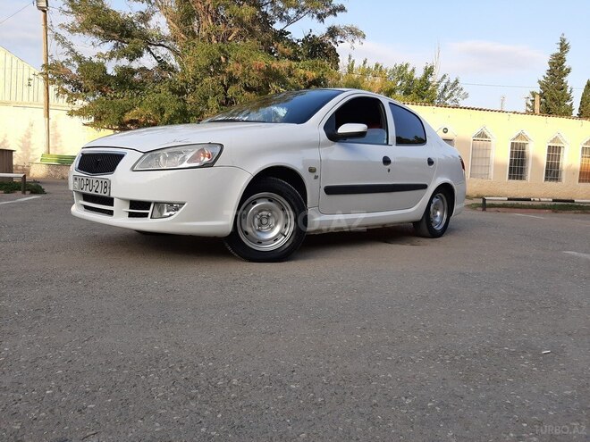 Iran Khodro Runna 2014, 180,000 km - 1.6 l - Sumqayıt