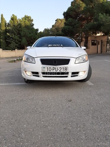 Iran Khodro Runna 2014, 180,000 km - 1.6 l - Sumqayıt