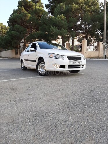 Iran Khodro Runna 2014, 180,000 km - 1.6 l - Sumqayıt