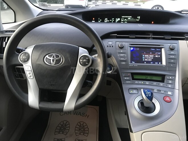 Toyota Prius 2012, 130,000 km - 1.8 л - Bakı