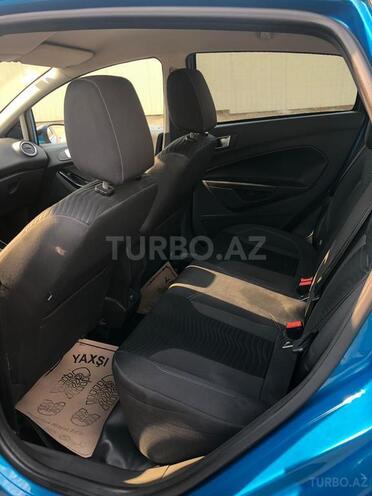 Ford Fiesta 2013, 69,000 km - 1.6 l - Bakı