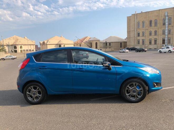 Ford Fiesta 2013, 69,000 km - 1.6 l - Bakı