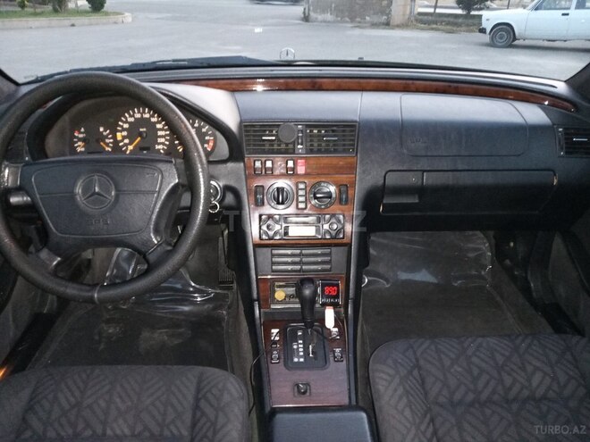 Mercedes C 180 1995, 402,000 km - 1.8 l - Bakı
