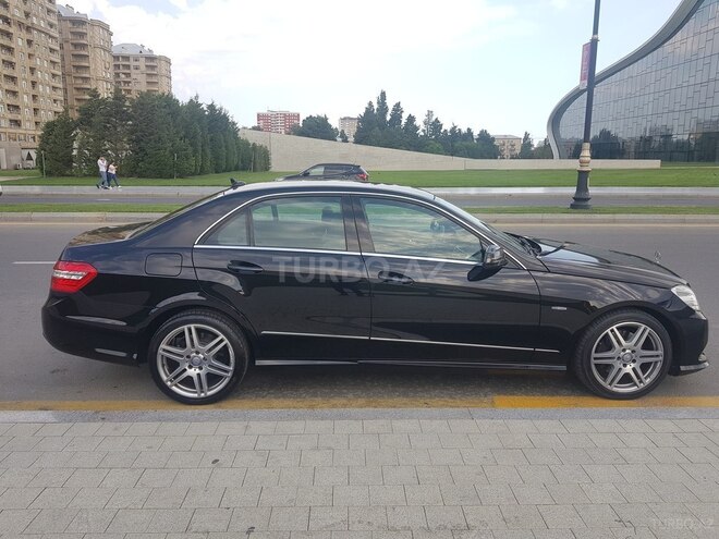 Mercedes E 220 2011, 110,000 km - 2.2 л - Bakı