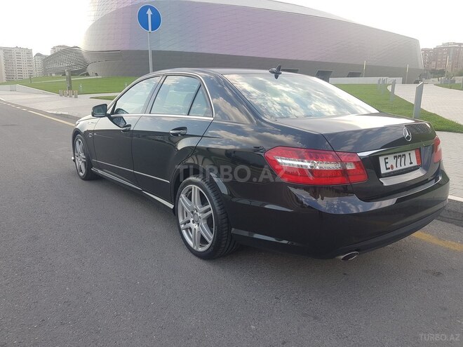Mercedes E 220 2011, 110,000 km - 2.2 л - Bakı
