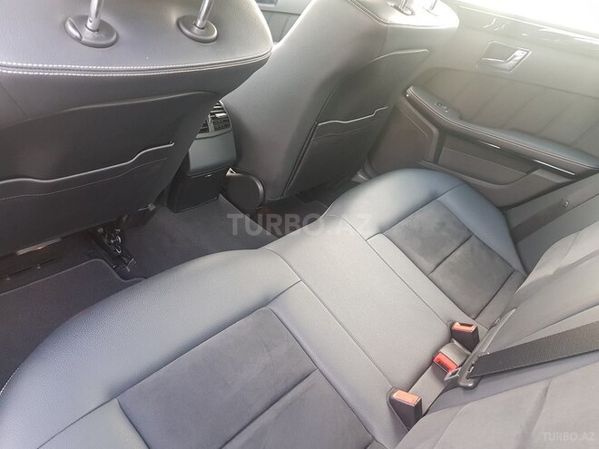 Mercedes E 220 2011, 110,000 km - 2.2 л - Bakı