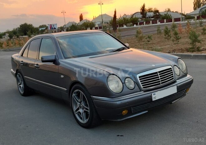 Mercedes E 230 1996, 251,236 km - 2.3 l - Bakı
