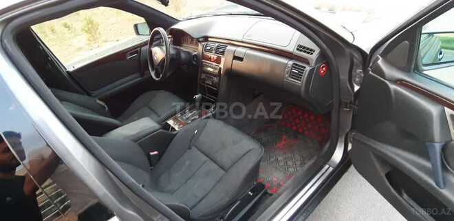 Mercedes E 230 1996, 251,236 km - 2.3 l - Bakı