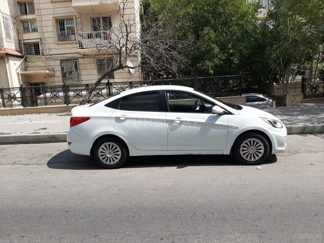 Hyundai Accent 2013, 106,000 km - 1.6 л - Bakı