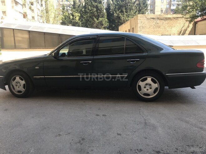 Mercedes E 230 1997, 345,000 km - 2.3 л - Bakı