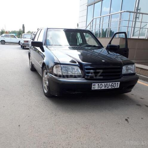 Mercedes C 240 1998, 245,000 km - 2.4 l - Ağcabədi