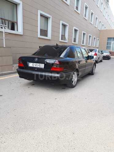 Mercedes C 240 1998, 245,000 km - 2.4 l - Ağcabədi