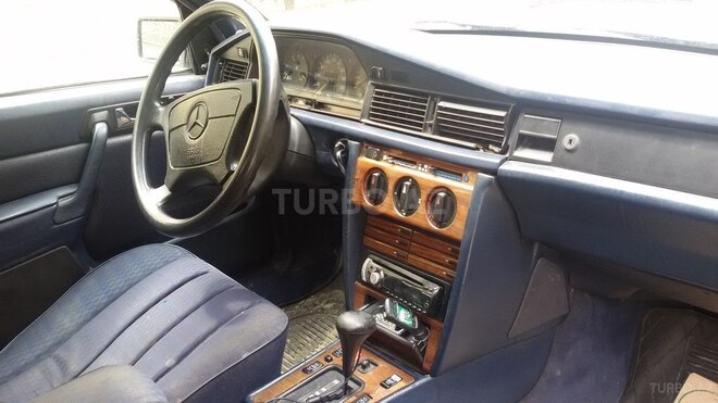 Mercedes 190 1992, 385,425 km - 2.0 l - Xırdalan