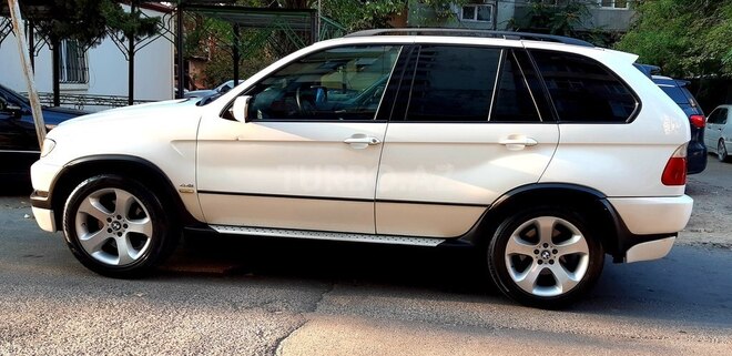 BMW X5 2002, 300,000 km - 4.4 l - Bakı