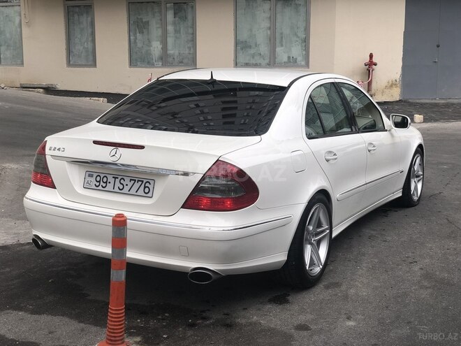 Mercedes E 240 2003, 300,000 km - 2.6 l - Bakı