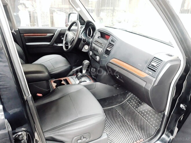 Mitsubishi Pajero 2007, 165,000 km - 3.0 l - Bakı
