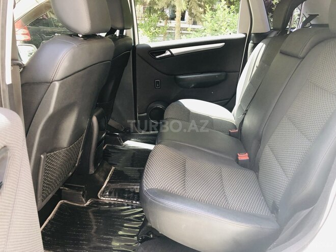 Mercedes B 180 2011, 75,500 km - 1.7 l - Bakı