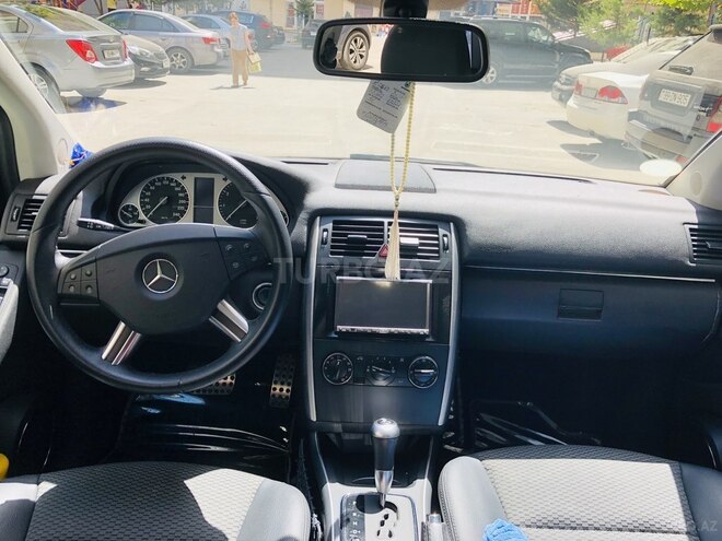 Mercedes B 180 2011, 75,500 km - 1.7 l - Bakı