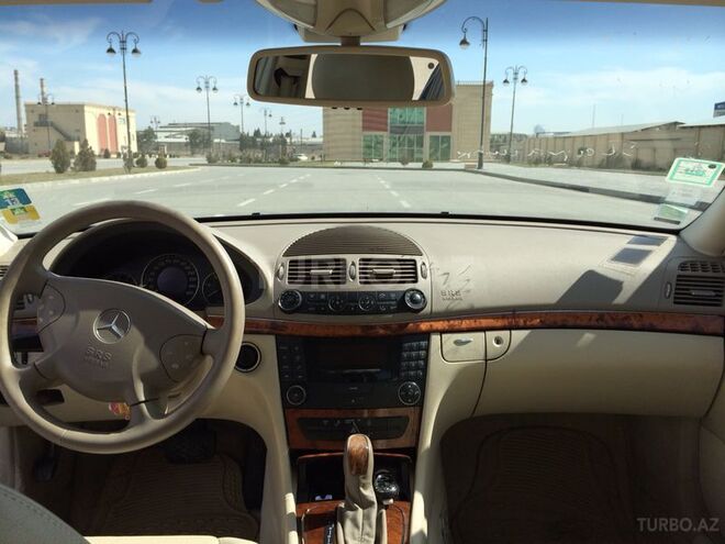 Mercedes E 270 2002, 345,000 km - 2.7 л - Bakı