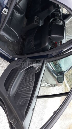 Mercedes E 220 2000, 302,500 km - 2.2 л - Bakı