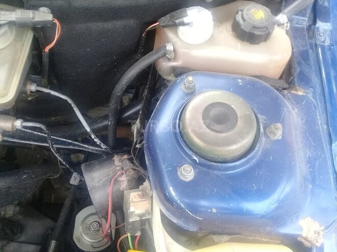 LADA (VAZ) 2112 2002, 200,000 km - 1.5 l - Qusar