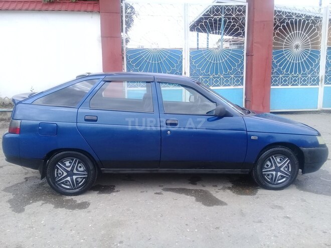 LADA (VAZ) 2112 2002, 200,000 km - 1.5 l - Qusar