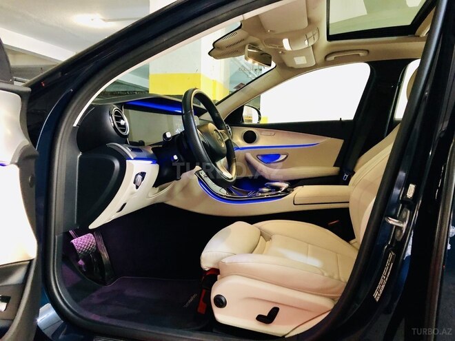 Mercedes E 220 2017, 54,500 km - 2.2 l - Bakı