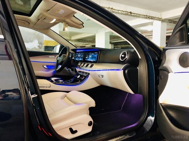 Mercedes E 220 2017, 54,500 km - 2.2 l - Bakı