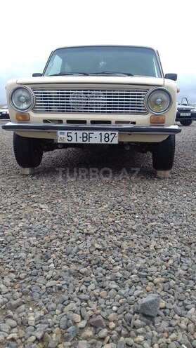 LADA (VAZ) 21011 1985, 450,000 km - 1.3 l - Samux