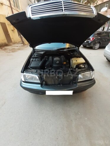 Mercedes C 240 1998, 123,654 km - 2.4 l - Bakı