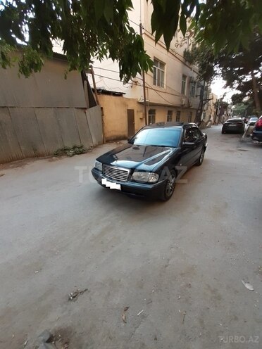 Mercedes C 240 1998, 123,654 km - 2.4 l - Bakı