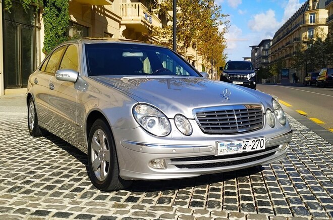 Mercedes E 270 2003, 204,500 km - 2.7 l - Bakı