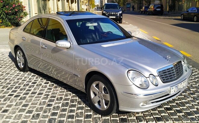Mercedes E 270 2003, 204,500 km - 2.7 l - Bakı