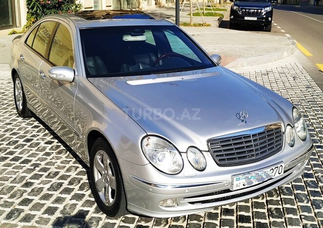 Mercedes E 270 2003, 204,500 km - 2.7 l - Bakı
