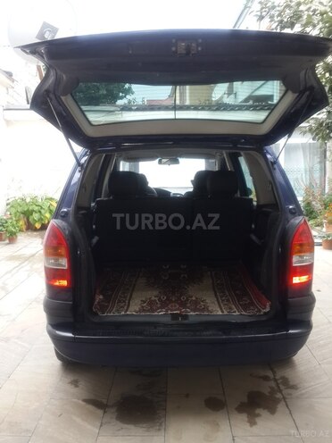 Opel Zafira 2000, 274,000 km - 1.8 l - Qusar