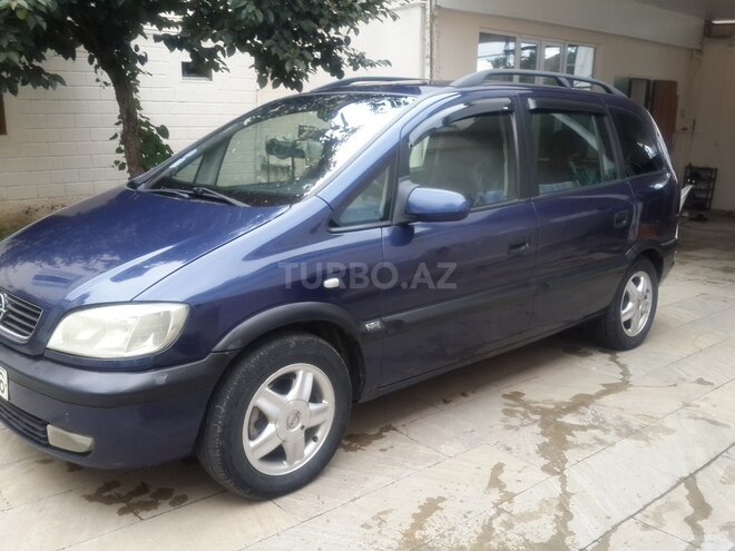 Opel Zafira 2000, 274,000 km - 1.8 l - Qusar