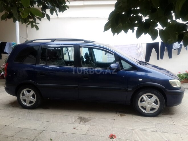 Opel Zafira 2000, 274,000 km - 1.8 l - Qusar
