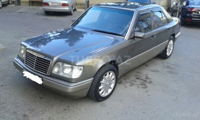 Mercedes E 220 1994, 397,000 km - 2.2 л - Bakı