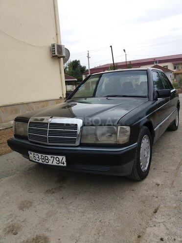 Mercedes 190 1992, 300,000 km - 1.8 l - Zərdab