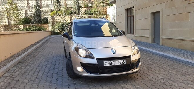 Renault Grand Scenic 2012, 240,000 km - 1.5 l - Bakı