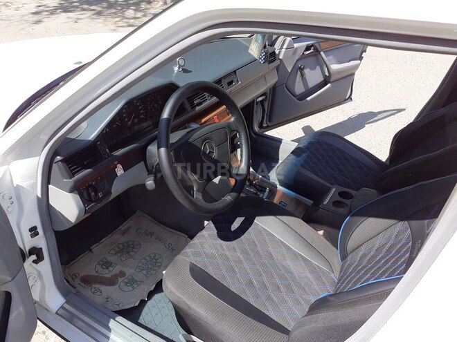 Mercedes E 220 1993, 570,000 km - 2.2 l - Şirvan