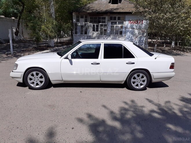 Mercedes E 220 1993, 570,000 km - 2.2 l - Şirvan