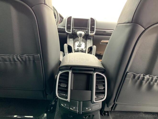 Porsche Cayenne S 2015, 9,200 km - 3.6 л - Bakı