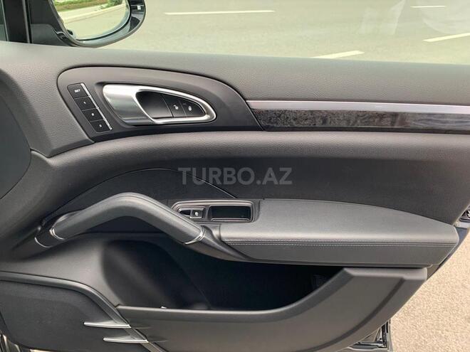 Porsche Cayenne S 2015, 9,200 km - 3.6 л - Bakı